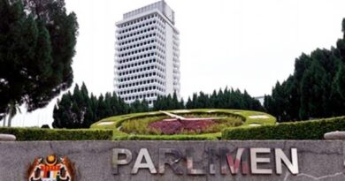 Merdeka 64 Tahun – Masa Untuk ‘Rakyat Menguasai Wakilnya’ Merdeka 64 Tahun – Masa Untuk ‘Rakyat Menguasai Wakilnya’