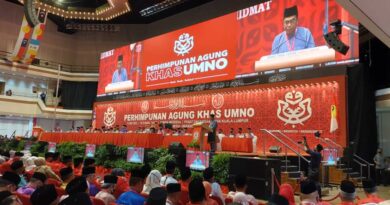 Usul Pindaan Perlembagaan UMNO Lulus… Khaled Pencadang, Ismail Sabri Penyokong