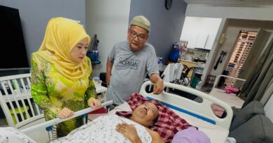 UMNO Putrajaya Prihatin: Ziarah Kasih Santuni Warga Setempat