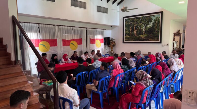 Mesyuarat UMNO Cawangan Bunga Matahari