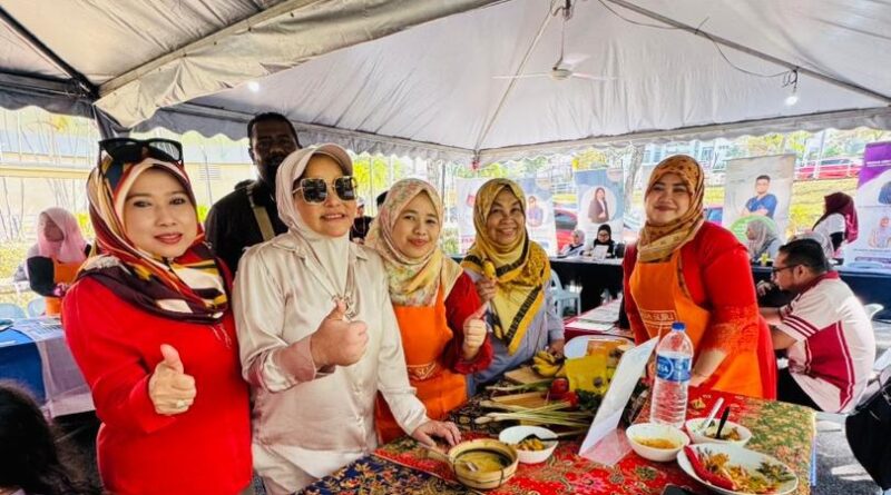 Pererat Muafakat Di Mini Karnival Komuniti Putrajaya