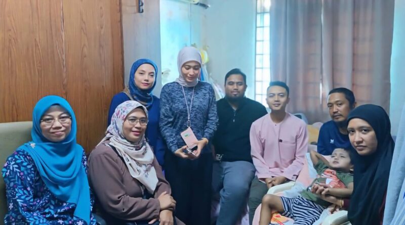 Tak Banyak Alasan: UMNO Putrajaya Terus Prihatin, Ziarah Pesakit Kanser Tahap 4