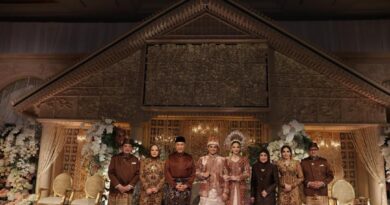 Tengku Adnan Ucap Terima Kasih Kepada Tetamu Hadir Majlis Perkahwinan Anak di Jakarta
