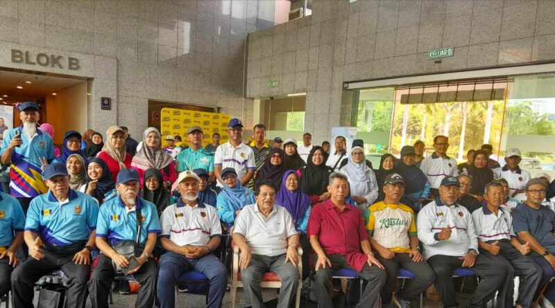 Program Veteran Aerobik & Langkah Patriotik Komuniti