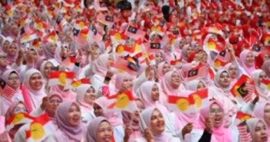 25 Tahun Puteri UMNO: Dari Pelengkap Kepada Penggerak