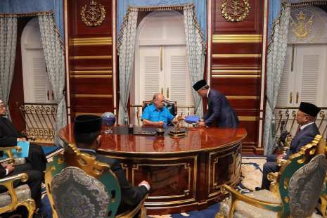 Sultan Ibrahim Perkenan Bubar DUN Johor - Umno Putrajaya